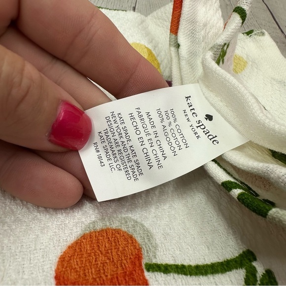 NWT Kate Spade Cherry Patterned cotton Kitchen Towel Set designer cherry girl - Picture 5 of 6